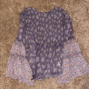 American Eagle Flowy Shirt